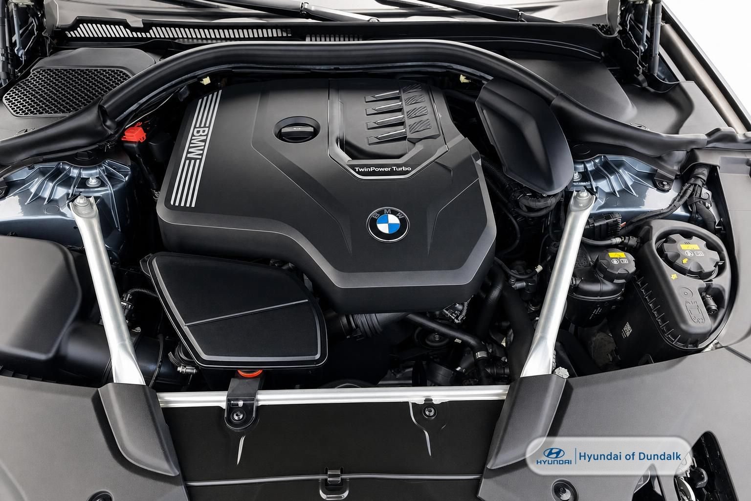 Used 2022 BMW 530i w/ M Sport Package RWD image 15