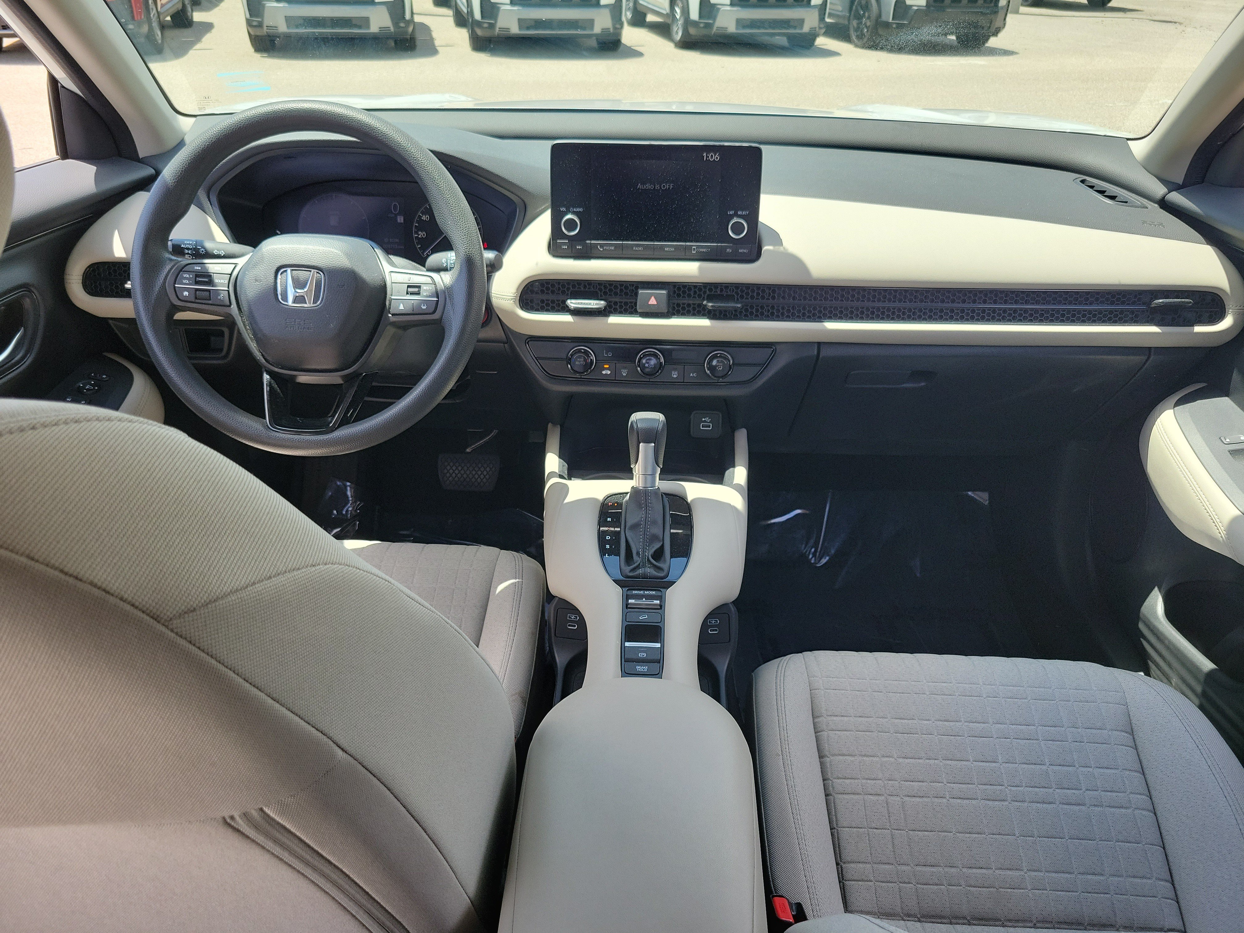 Used 2024 Honda HR-V LX image 16