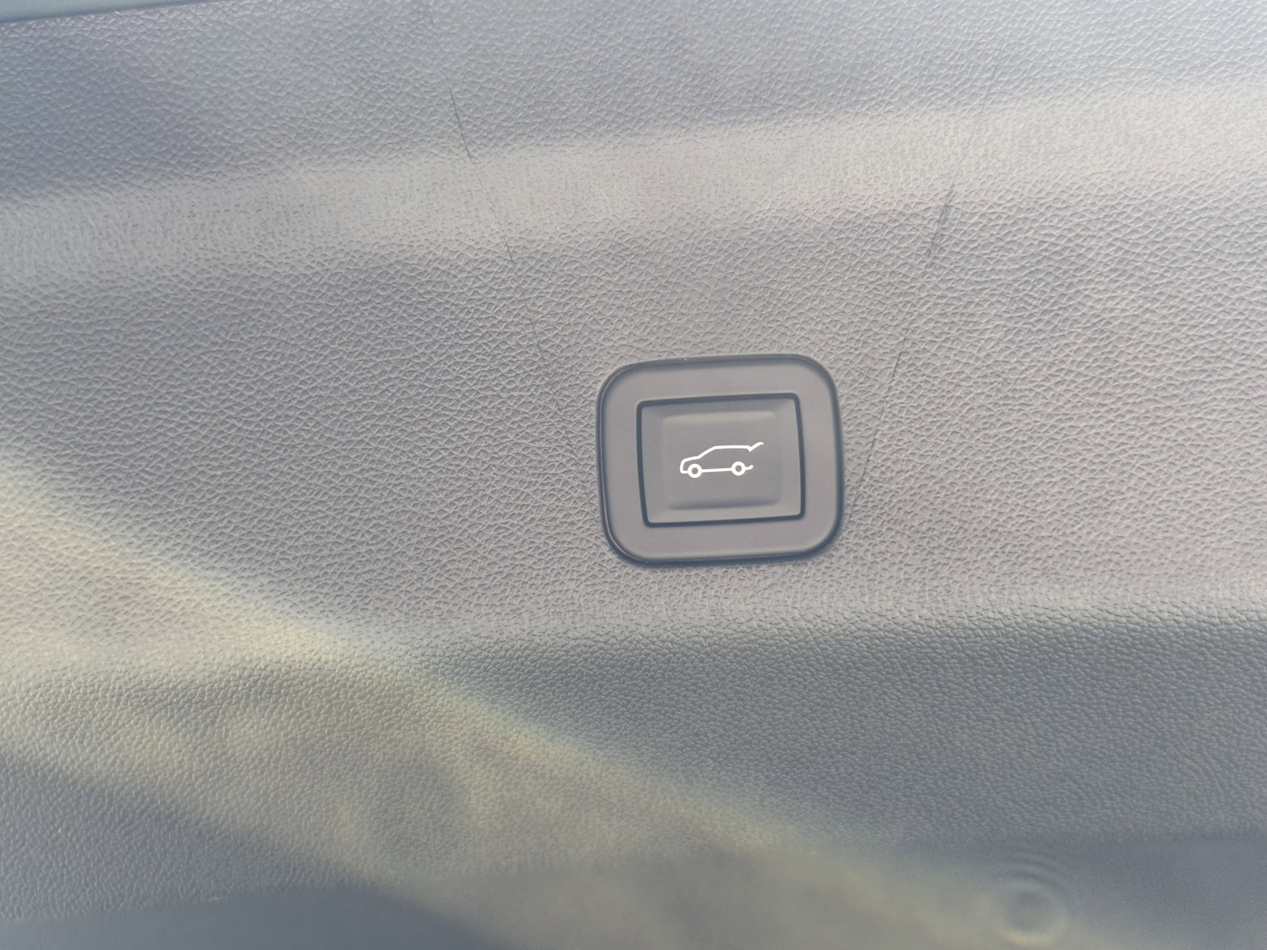 New 2026 Chevrolet Tahoe RST AWD/4WD image 6