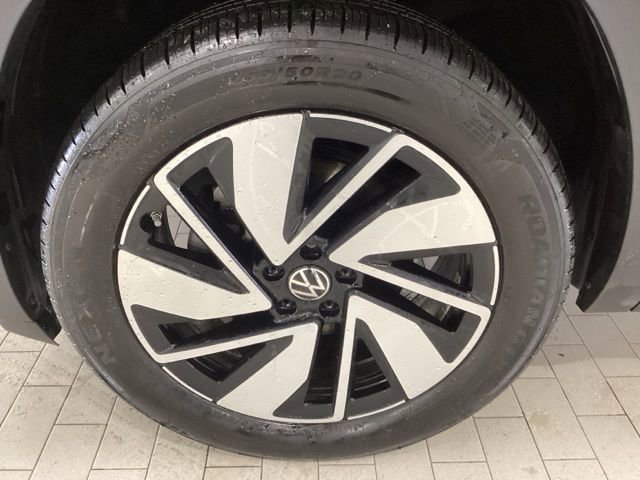 Used 2025 Volkswagen Atlas SEL image 19