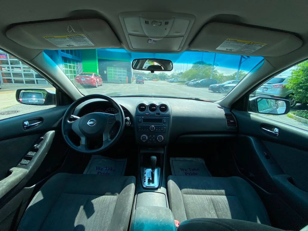 Used 2012 Nissan Altima 2.5 S FWD image 10