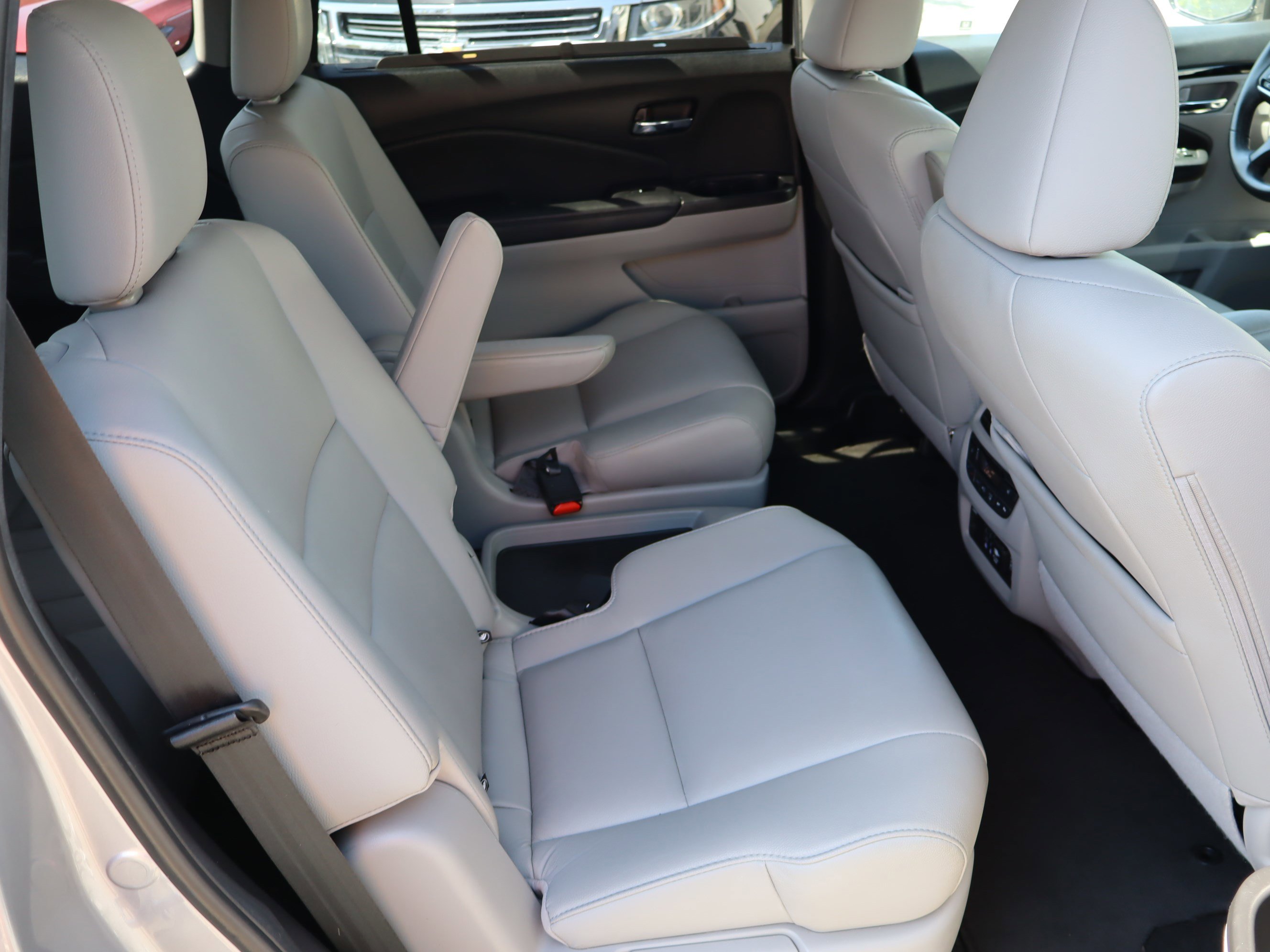 Used 2022 Honda Pilot Touring image 38