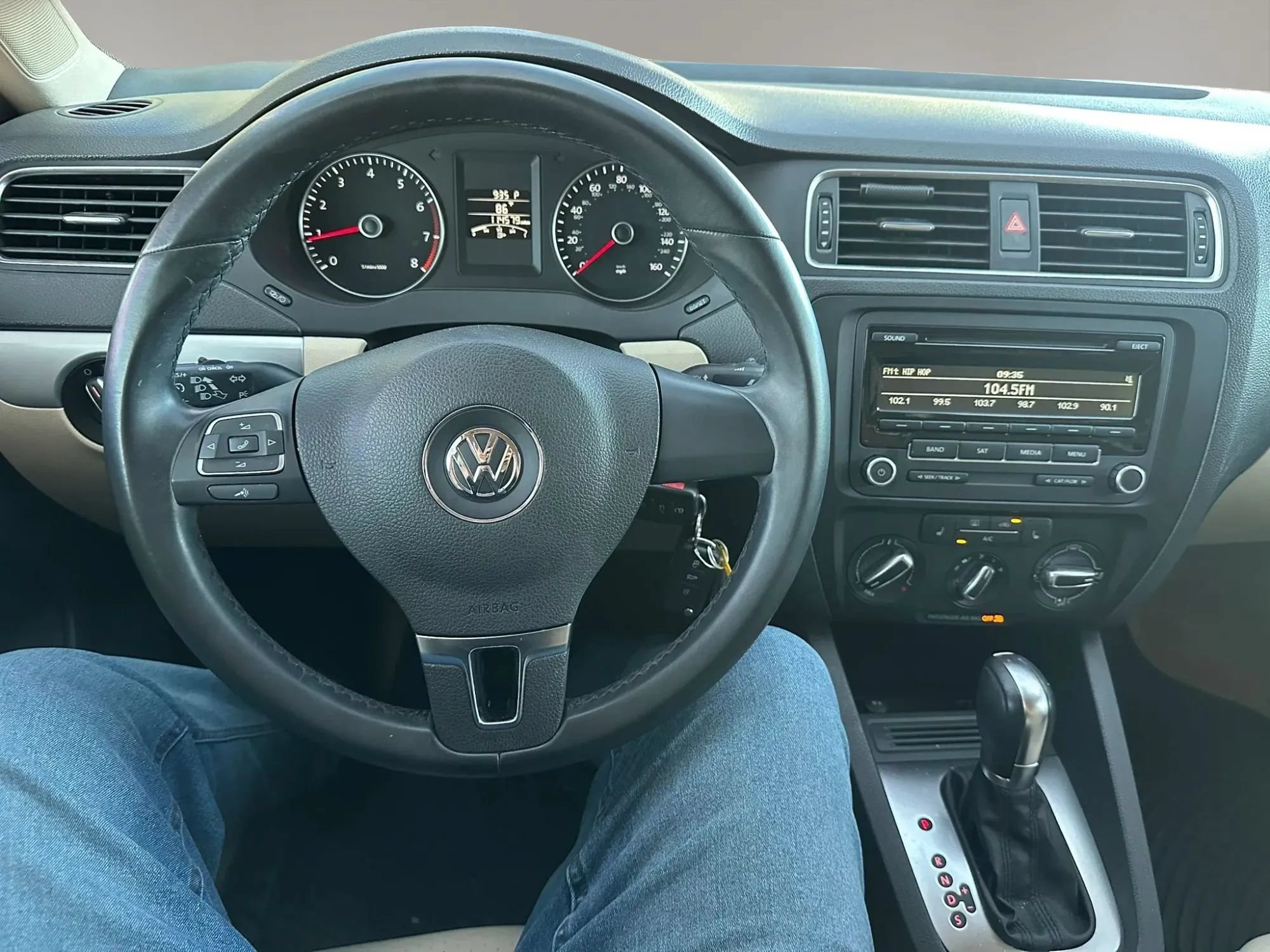 Used 2014 Volkswagen Jetta SE FWD image 8