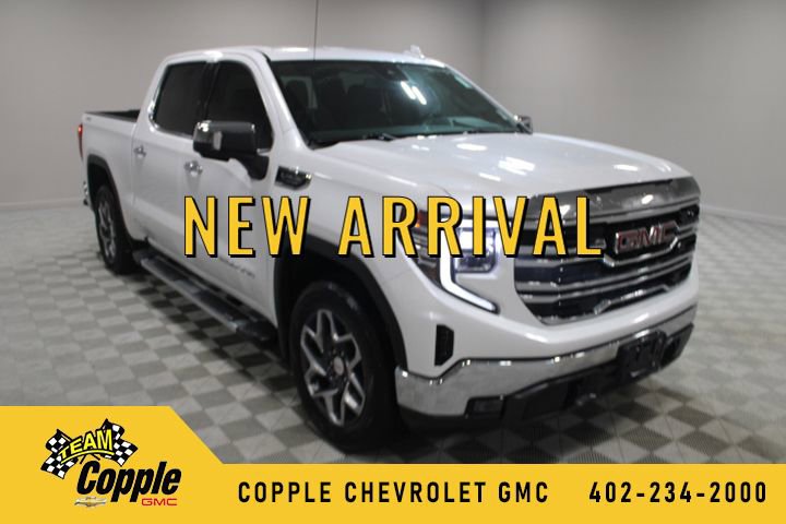 Used 2022 GMC Sierra 1500 SLT w/ SLT Convenience Package image 1