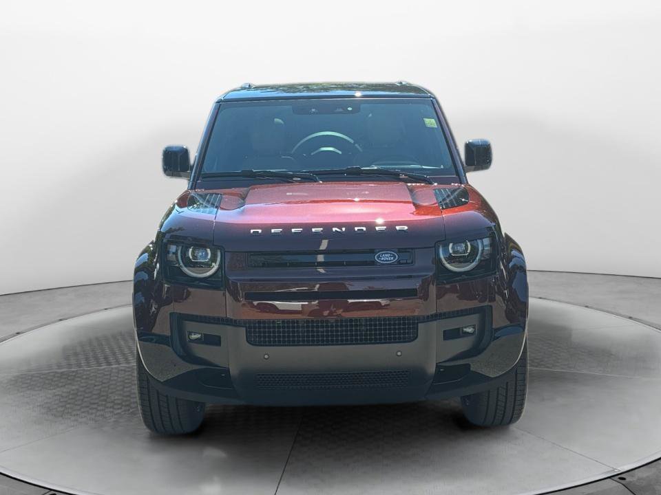 New 2026 Land Rover Defender 130 X-Dynamic SE AWD/4WD image 2