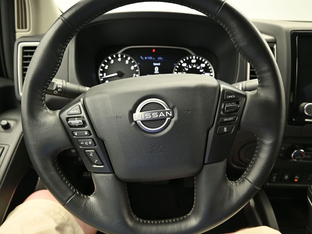 Used 2024 Nissan Frontier SL w/ Technology Package RWD image 16