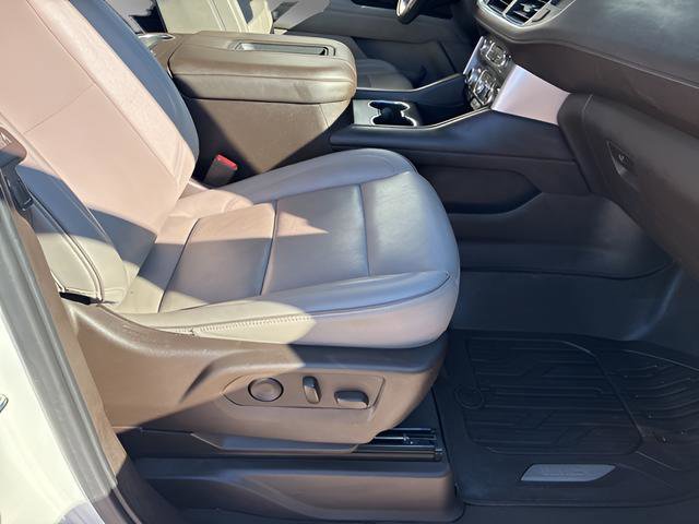 Used 2021 GMC Yukon SLT w/ SLT Luxury Package image 11