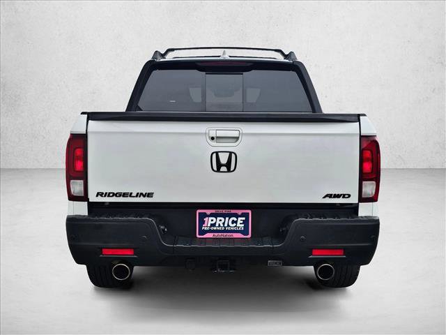 Used 2023 Honda Ridgeline Black Edition image 4