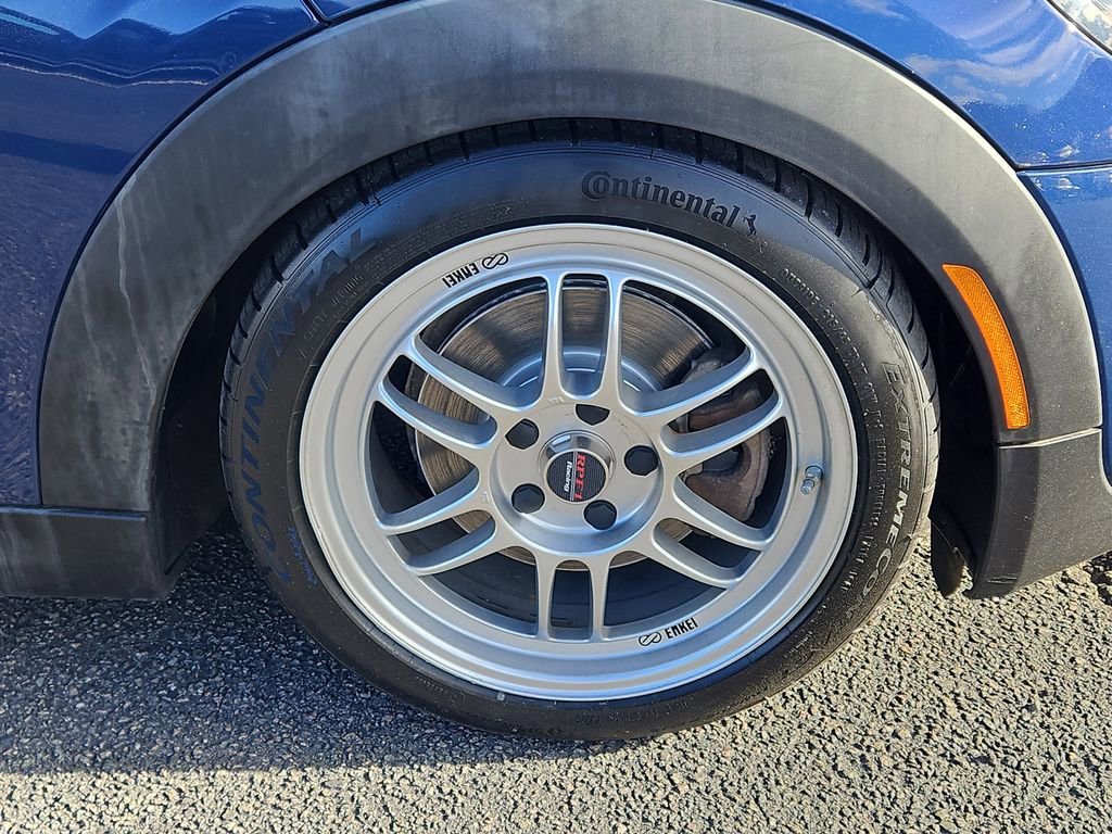 Used 2015 MINI Cooper S image 18