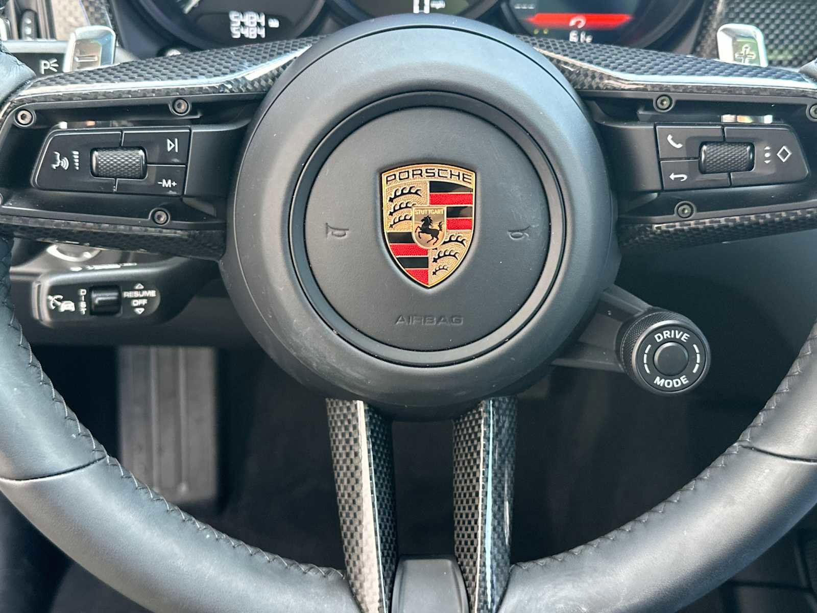 Used 2025 Porsche Macan GTS image 25