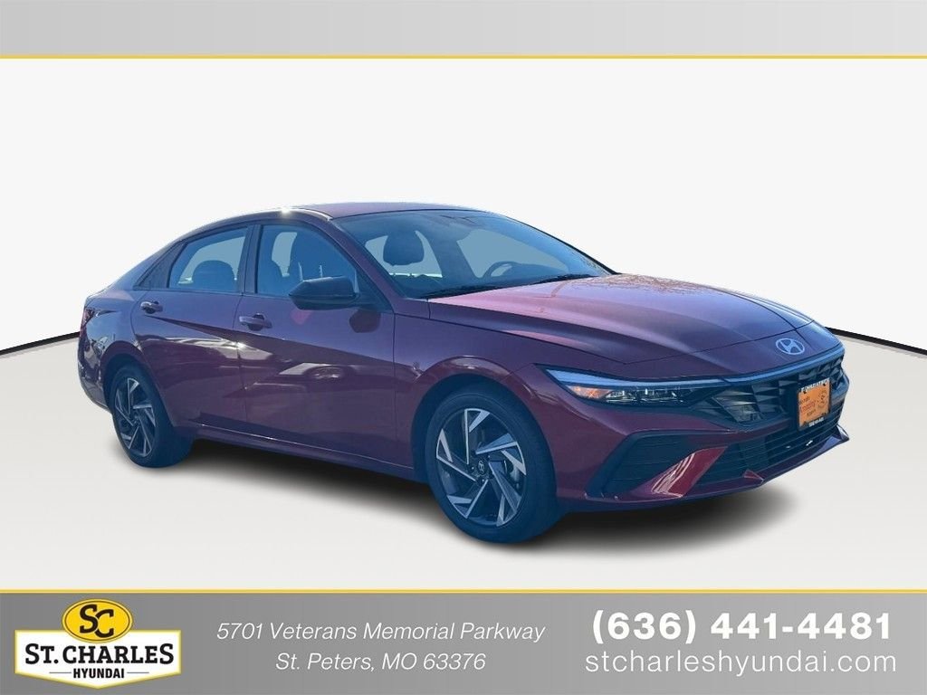 Certified 2025 Hyundai Elantra Sport image 1