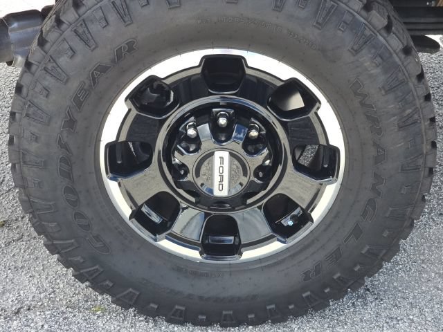 Used 2025 Ford F250 Lariat w/ Lariat Ultimate Package AWD/4WD image 13
