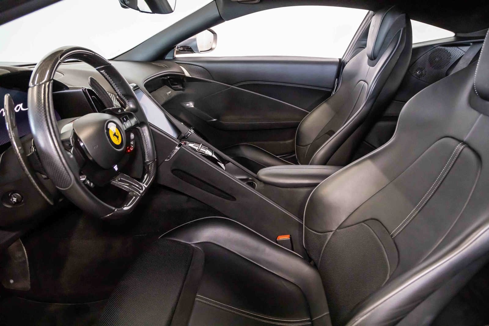 Used 2021 Ferrari Roma RWD image 29