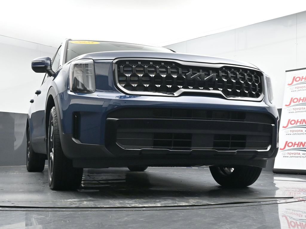 Used 2025 Kia Telluride EX X-Line image 33