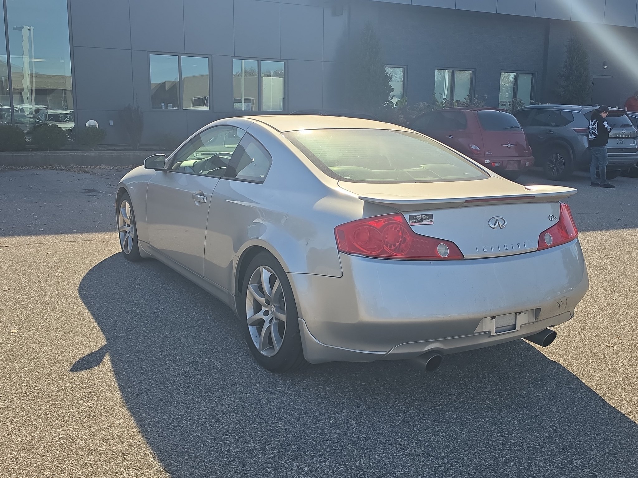 Used 2004 INFINITI G35 Coupe w/ Premium Pkg RWD image 5