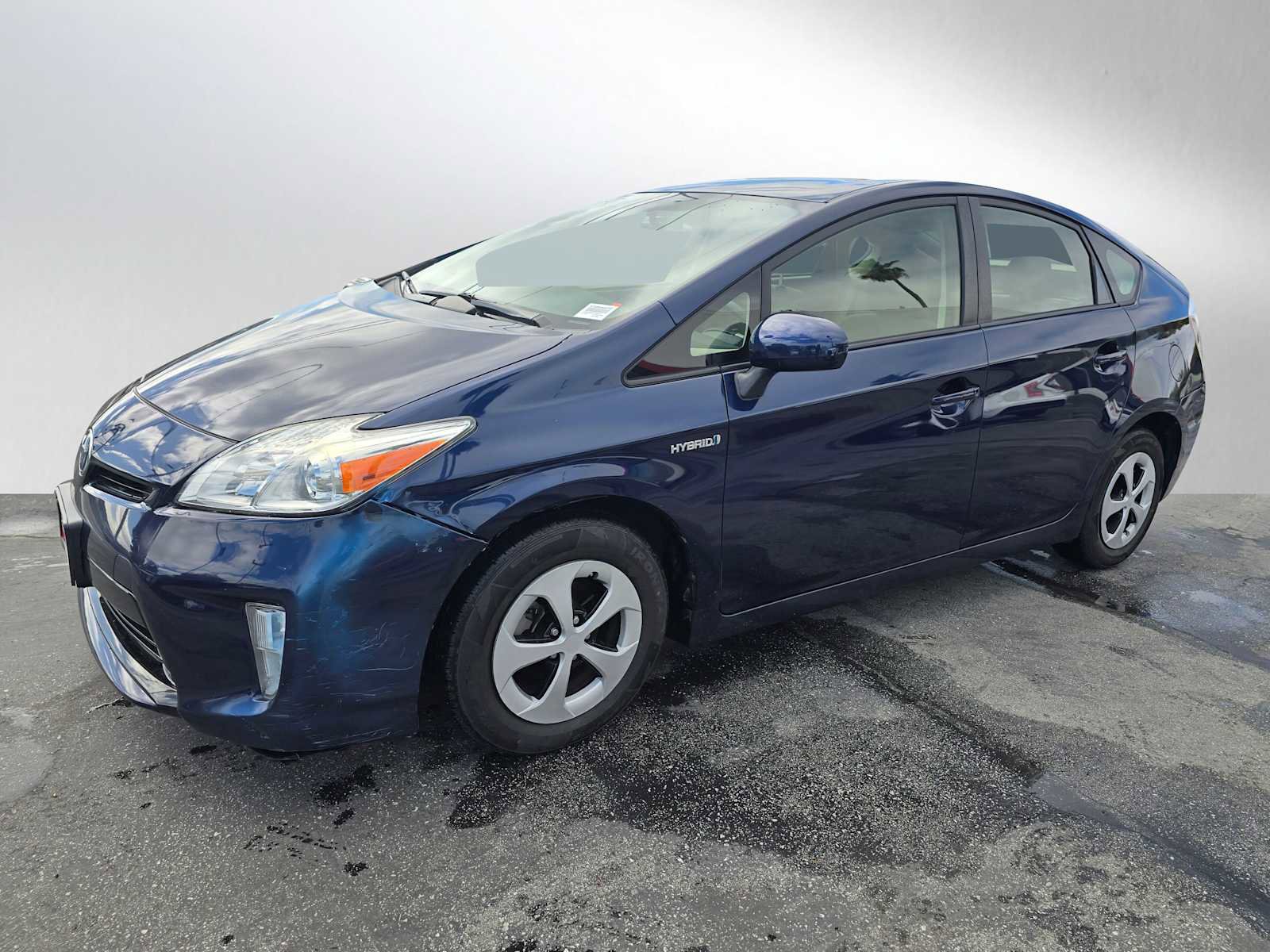 Used 2013 Toyota Prius Three image 7