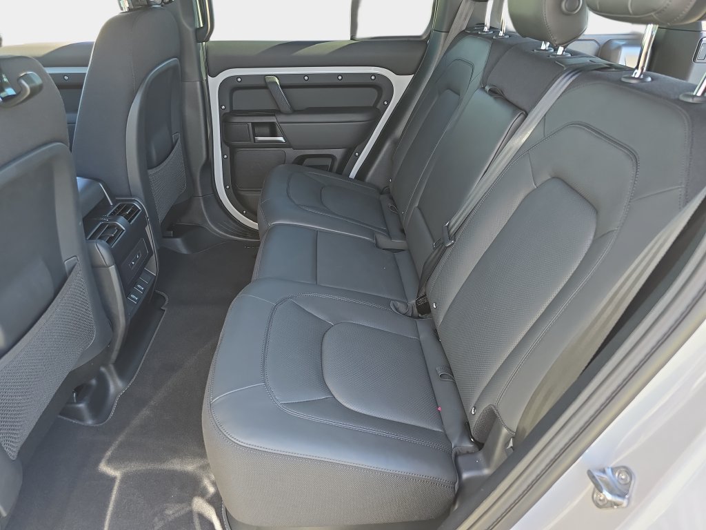 New 2026 Land Rover Defender 110 X AWD/4WD image 15
