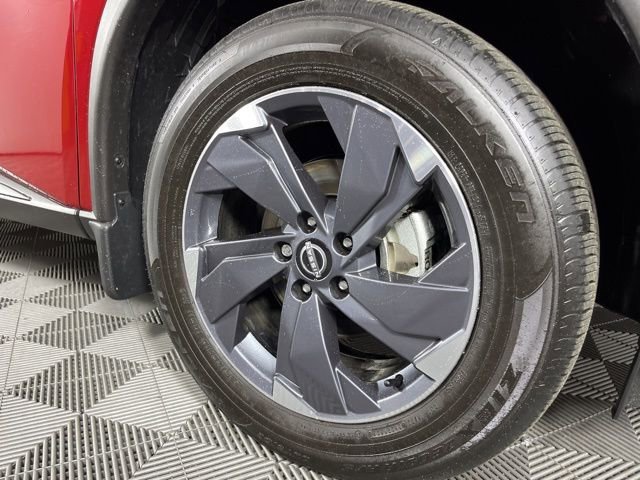 Used 2026 Nissan Rogue SV image 15