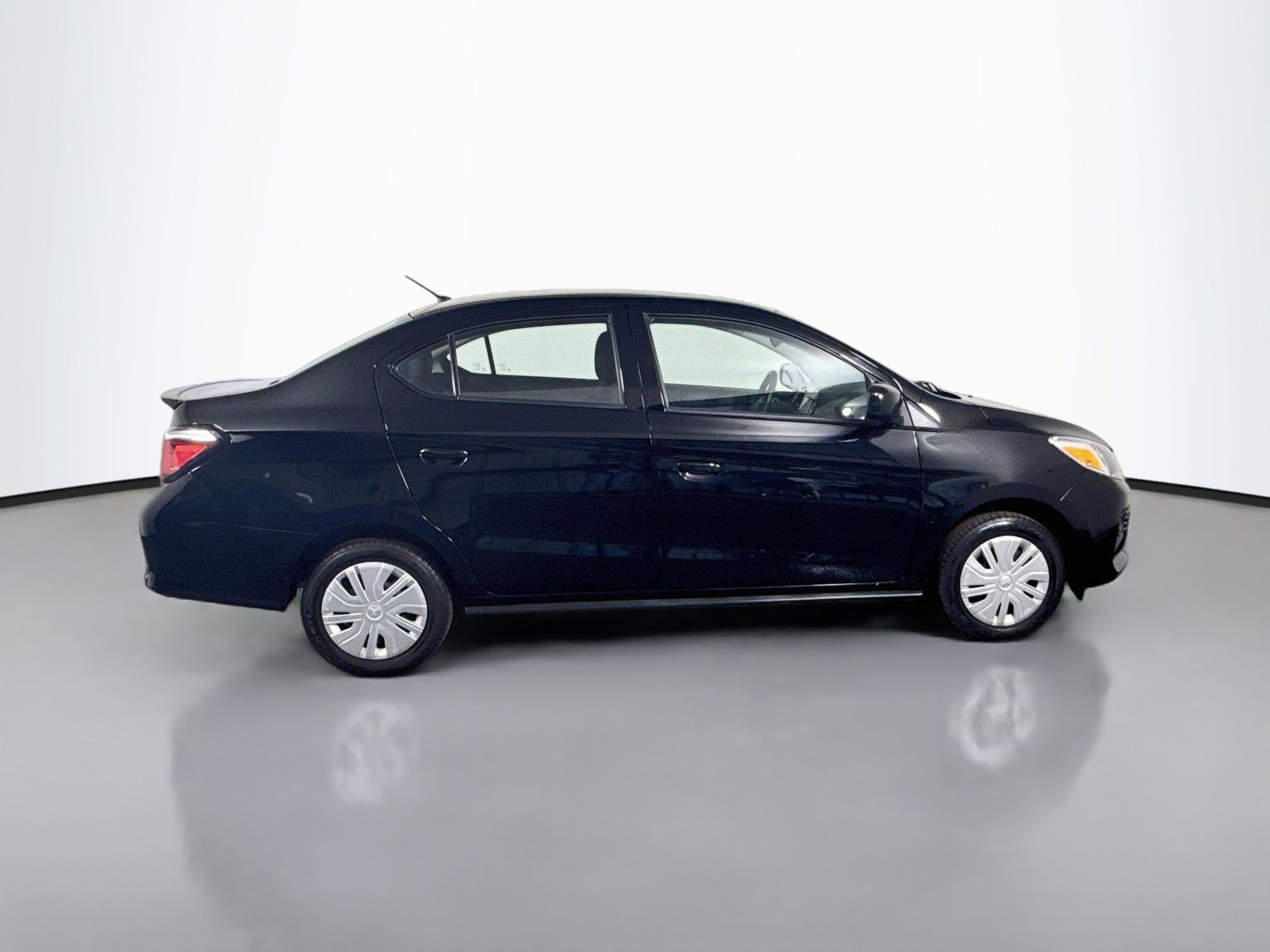 Used 2024 Mitsubishi Mirage G4 Black Edition FWD image 11