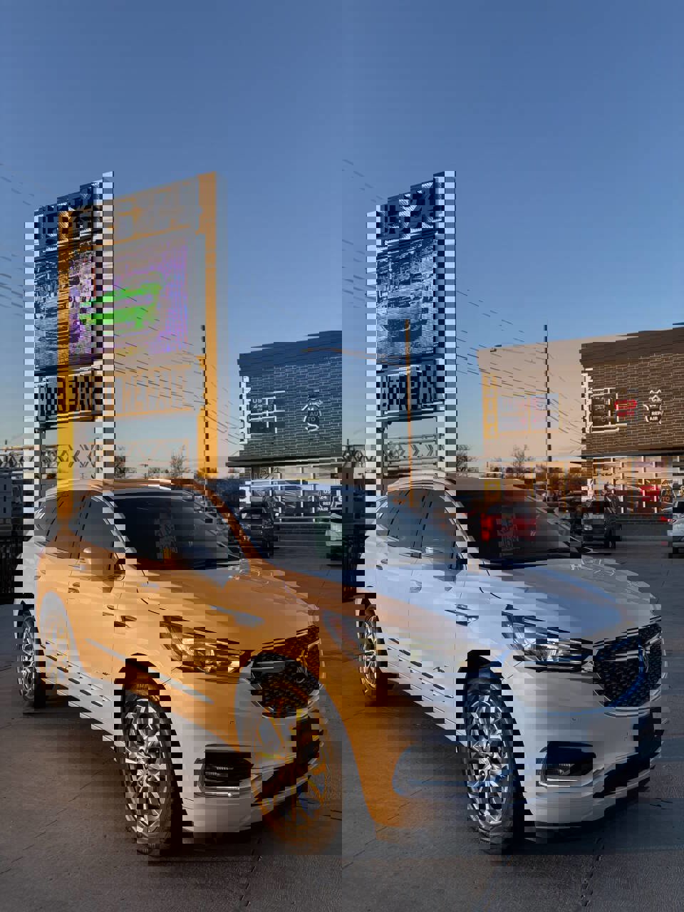 Used 2020 Buick Enclave Avenir w/ Avenir Technology Package image 1