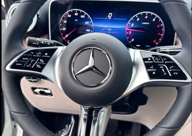 New 2026 Mercedes-Benz GLC 300 4MATIC image 16