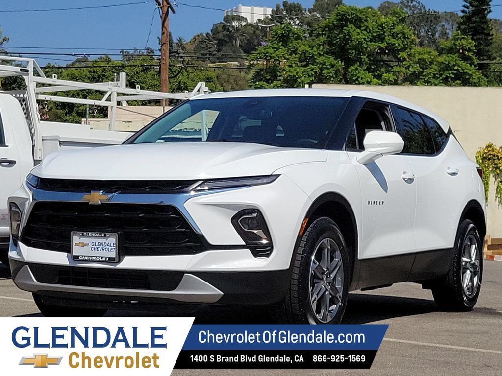 Certified 2025 Chevrolet Blazer LT AWD/4WD image 15