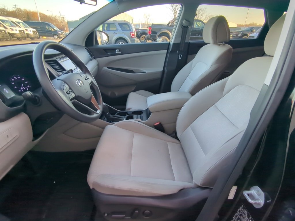 Used 2016 Hyundai Tucson SE w/ Option Group 02 image 12