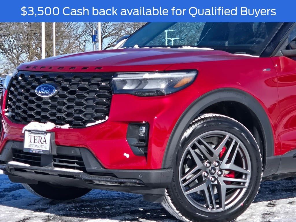 New 2026 Ford Explorer ST-Line w/ ST-Line Street Pack image 2