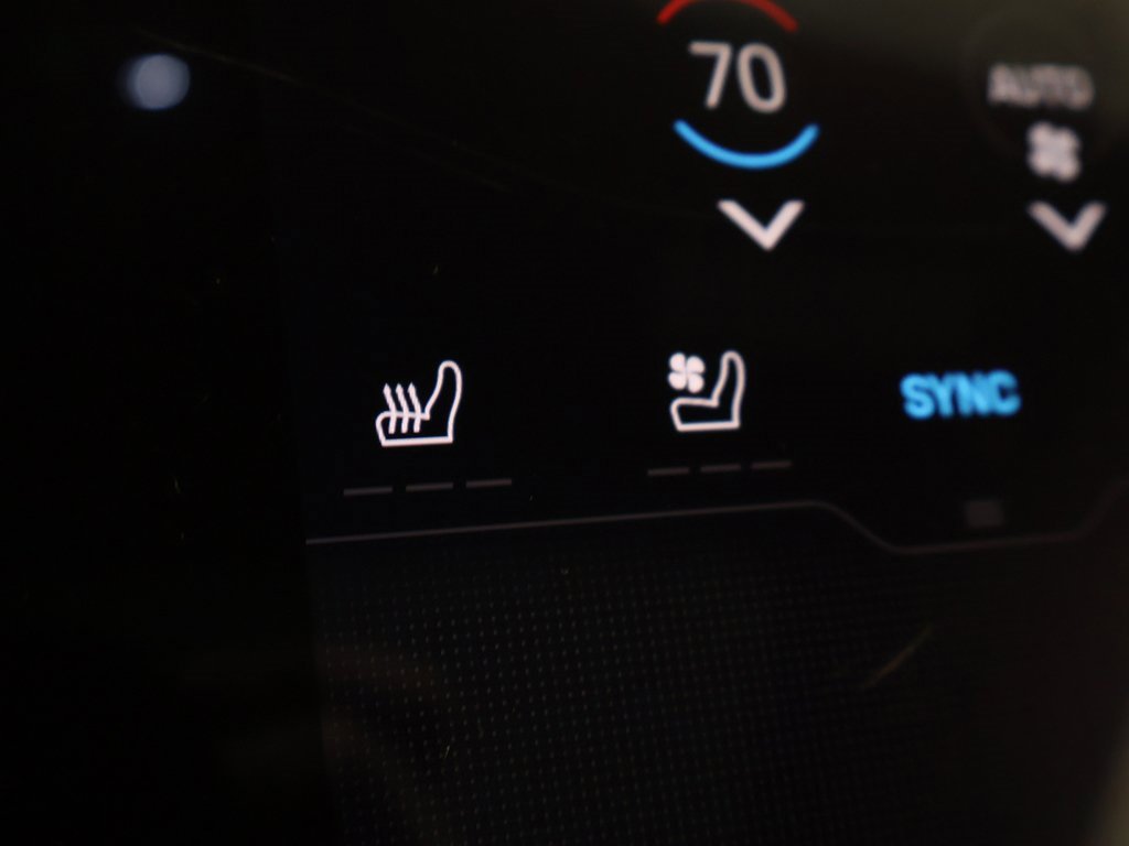 Used 2021 Porsche Taycan Turbo image 57