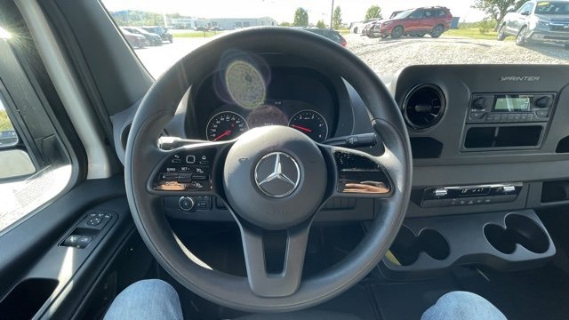 Used 2024 Mercedes-Benz Sprinter 2500 image 15