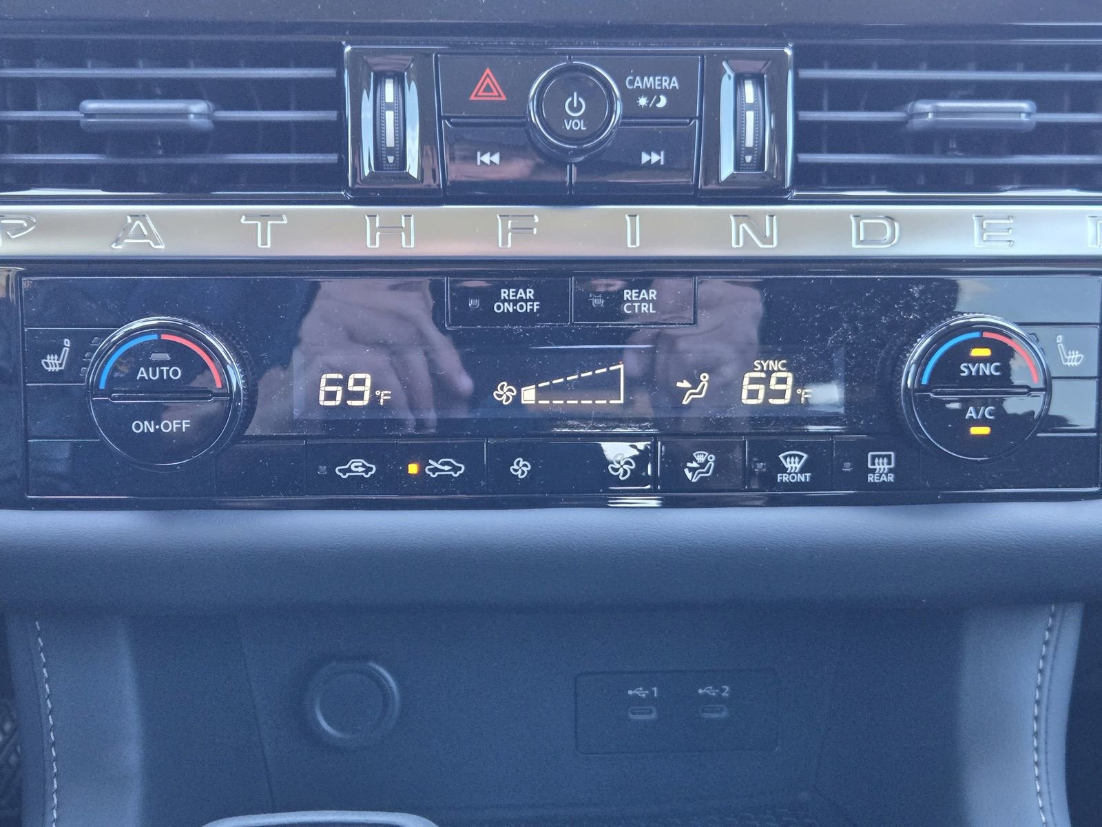 New 2026 Nissan Pathfinder SV image 17