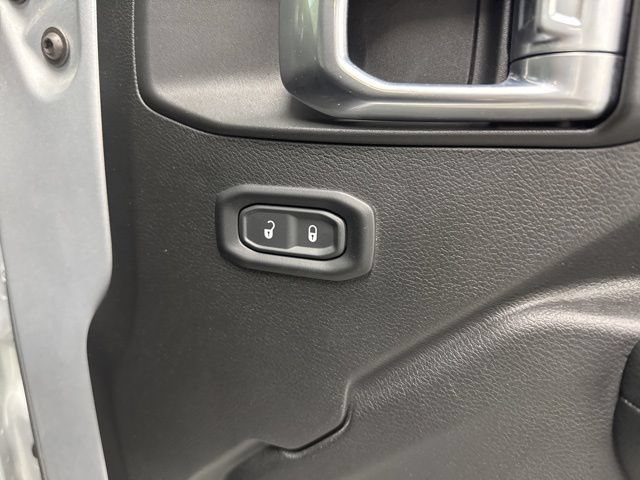 Used 2023 Jeep Wrangler Unlimited Rubicon 4xe w/ Cold Weather Group AWD/4WD image 26