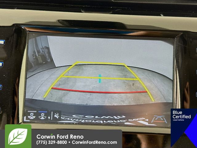 Used 2019 Toyota Camry SE image 16