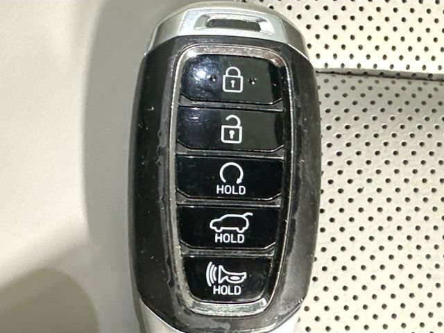 Used 2022 Hyundai Palisade Limited AWD/4WD image 18