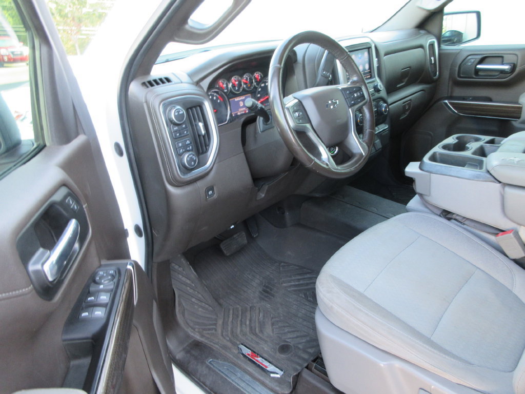 Used 2020 Chevrolet Silverado 1500 LT Trail Boss AWD/4WD image 15