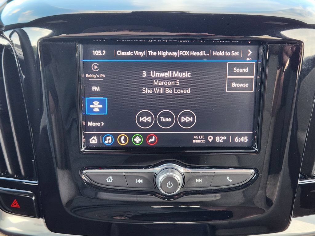 Used 2023 Chevrolet Traverse LS FWD image 19
