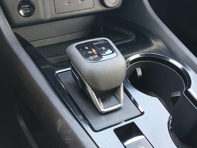 Used 2026 Nissan Rogue S FWD image 21