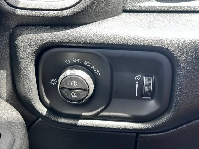 New 2026 RAM 2500 Tradesman AWD/4WD image 17
