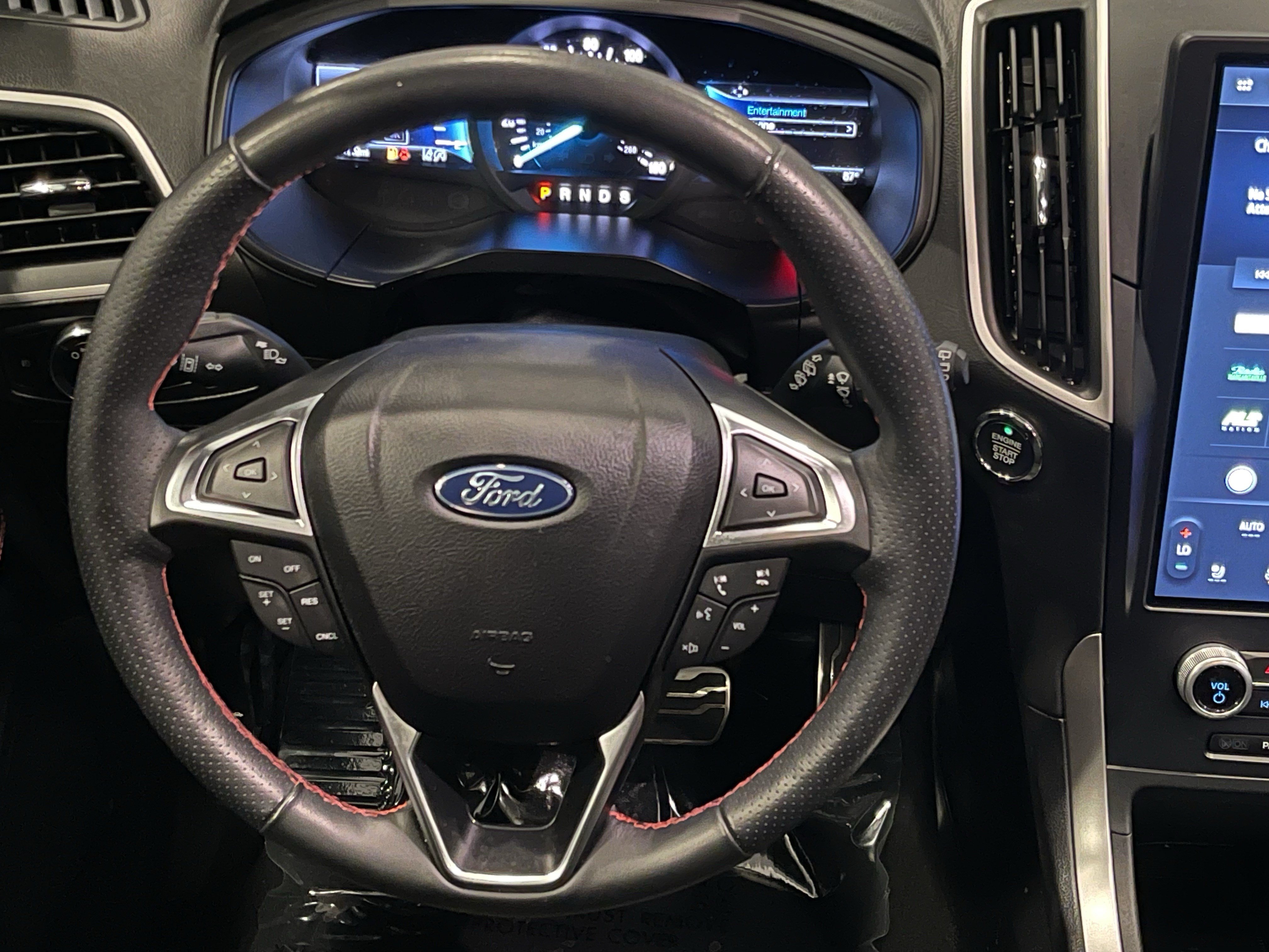 Used 2023 Ford Edge ST-Line AWD/4WD image 19