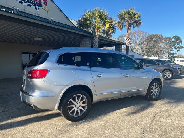 Used 2017 Buick Enclave Leather image 4