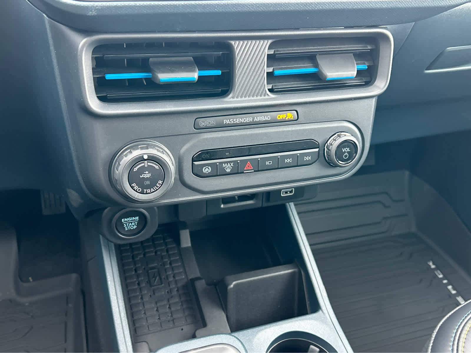 New 2025 Ford Maverick Lobo image 55