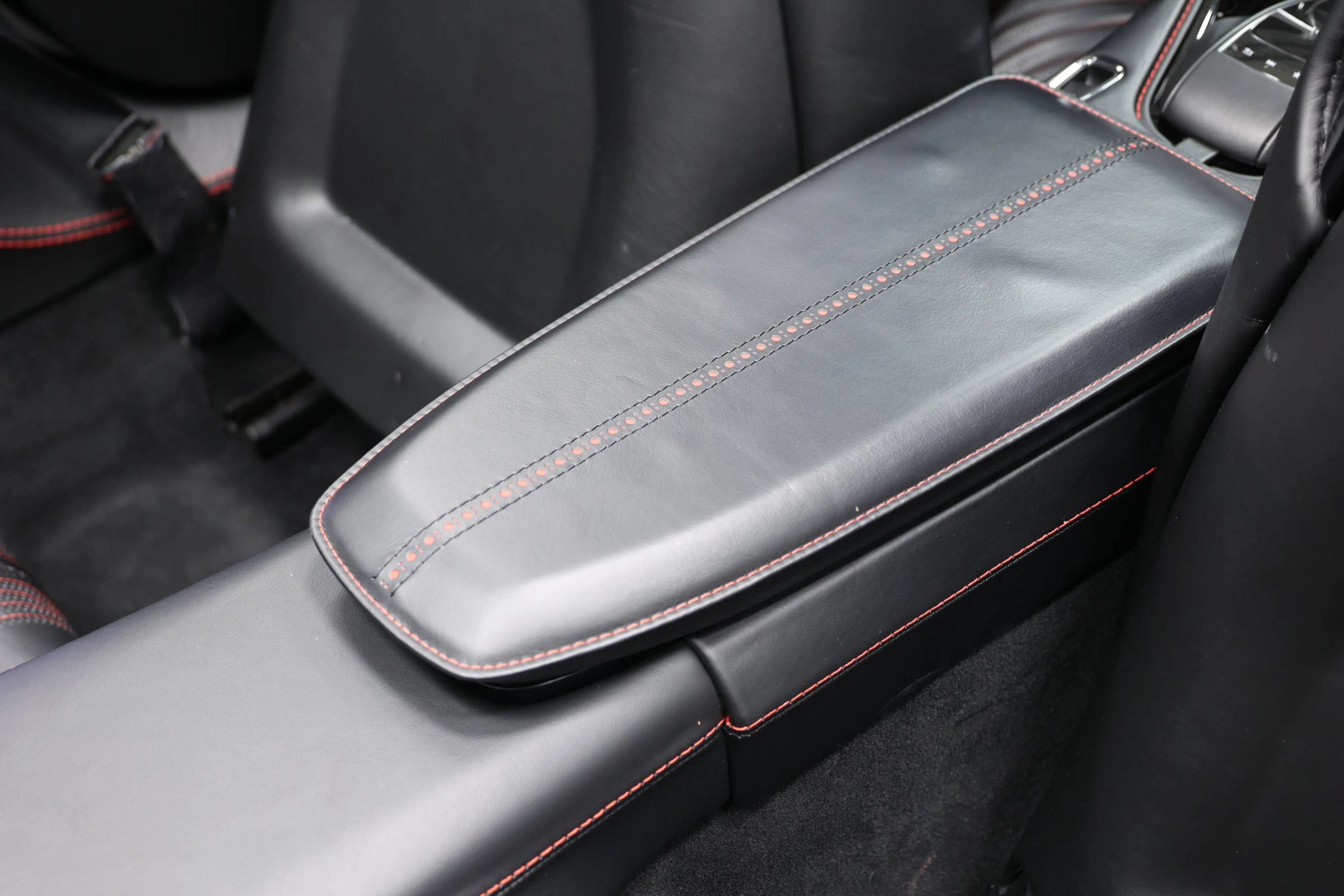 Used 2019 Aston Martin DB11 Volante RWD image 87