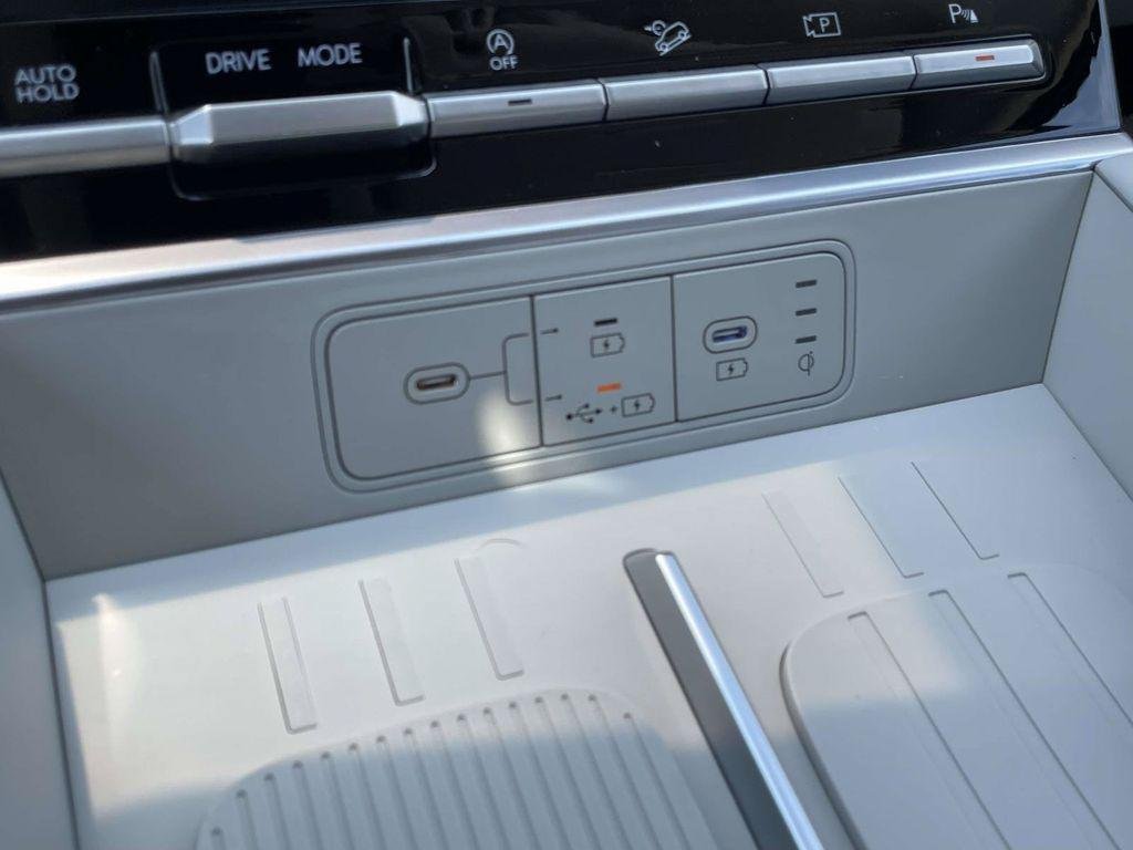New 2027 Hyundai Santa Fe SEL FWD image 47