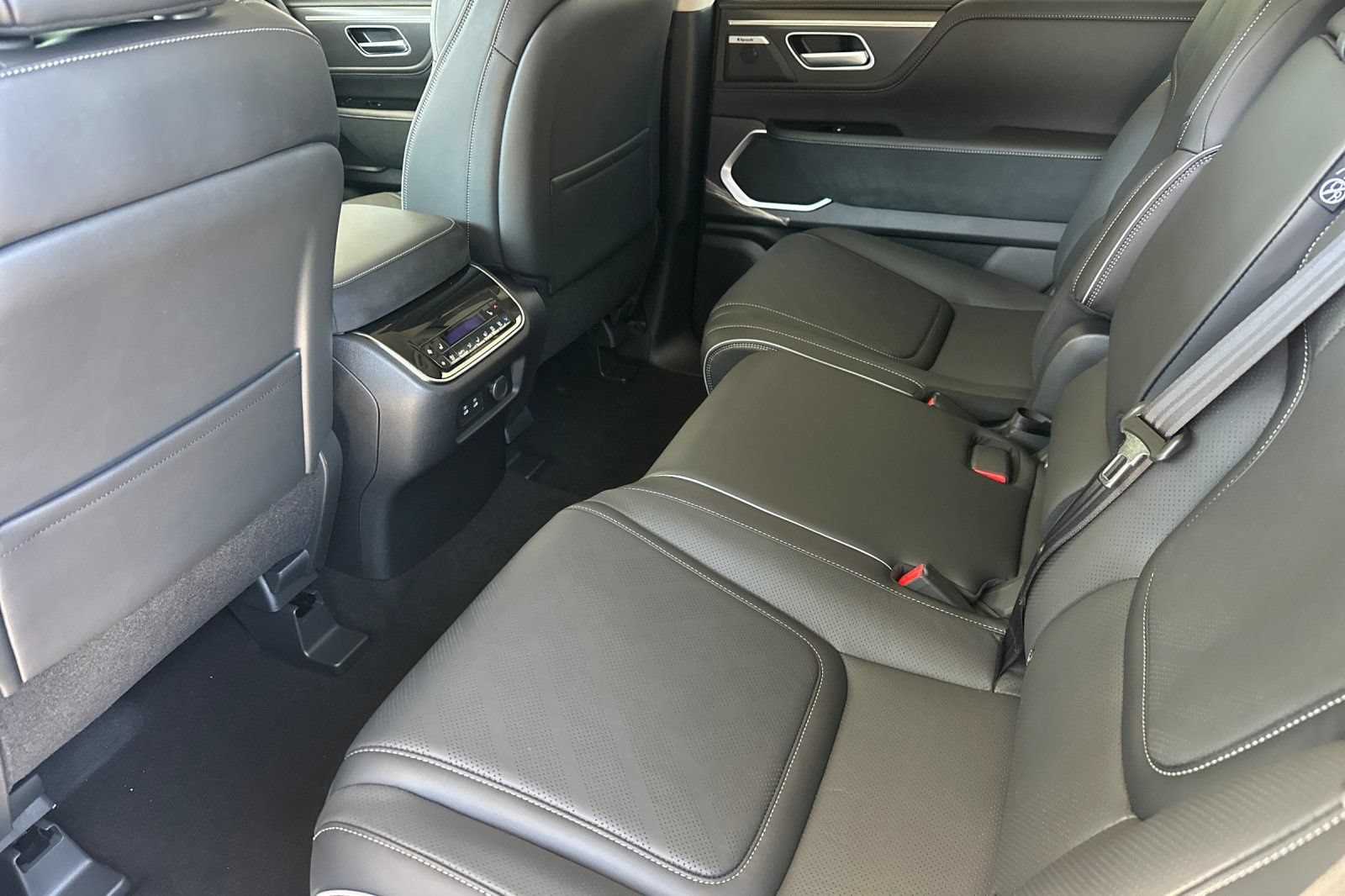 New 2026 INFINITI QX80 Luxe w/ Cargo Package AWD/4WD image 12