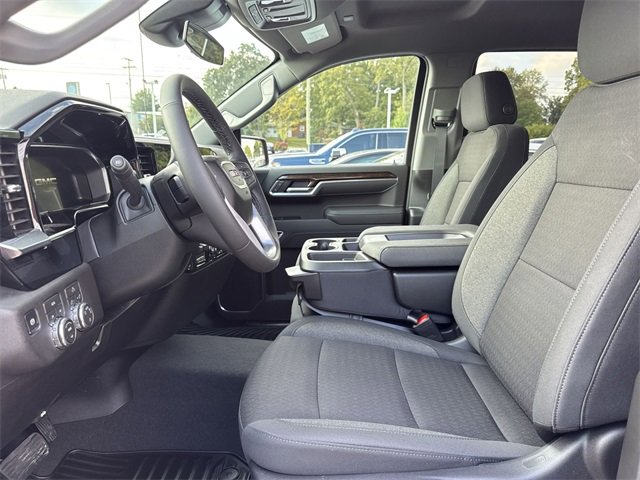 New 2026 GMC Sierra 1500 SLE image 11