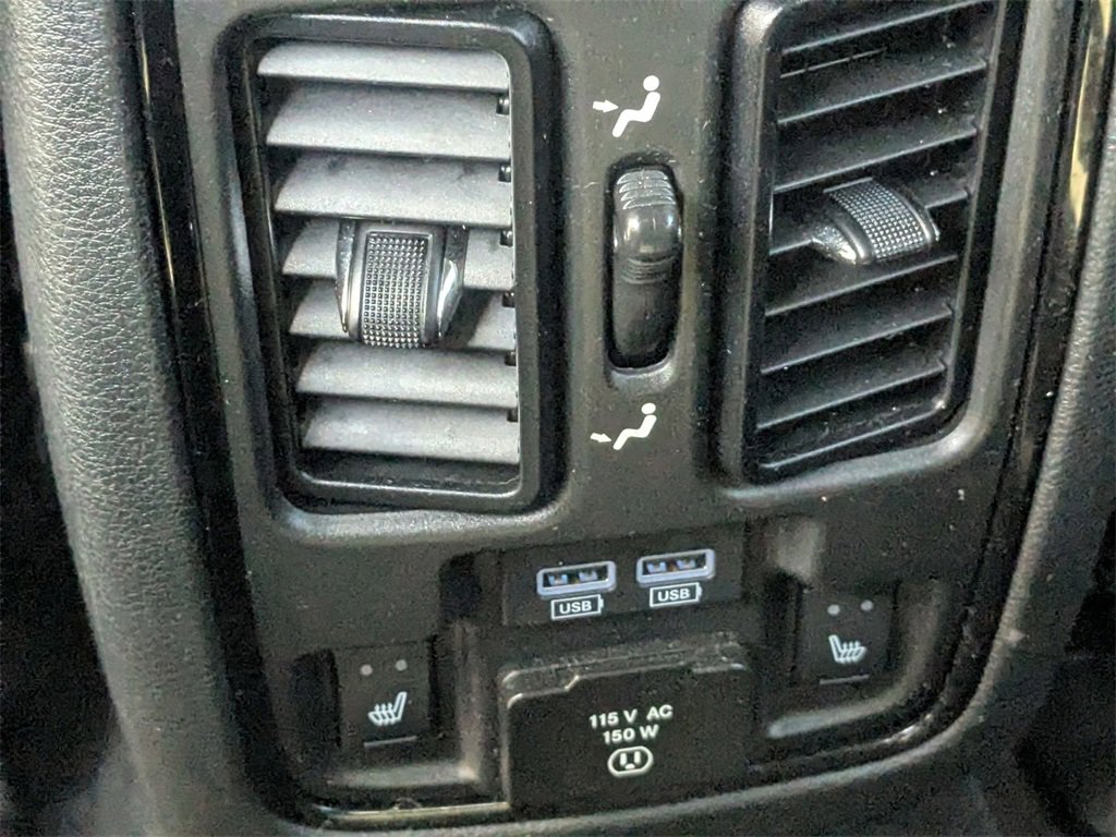 Used 2022 Dodge Durango GT image 28