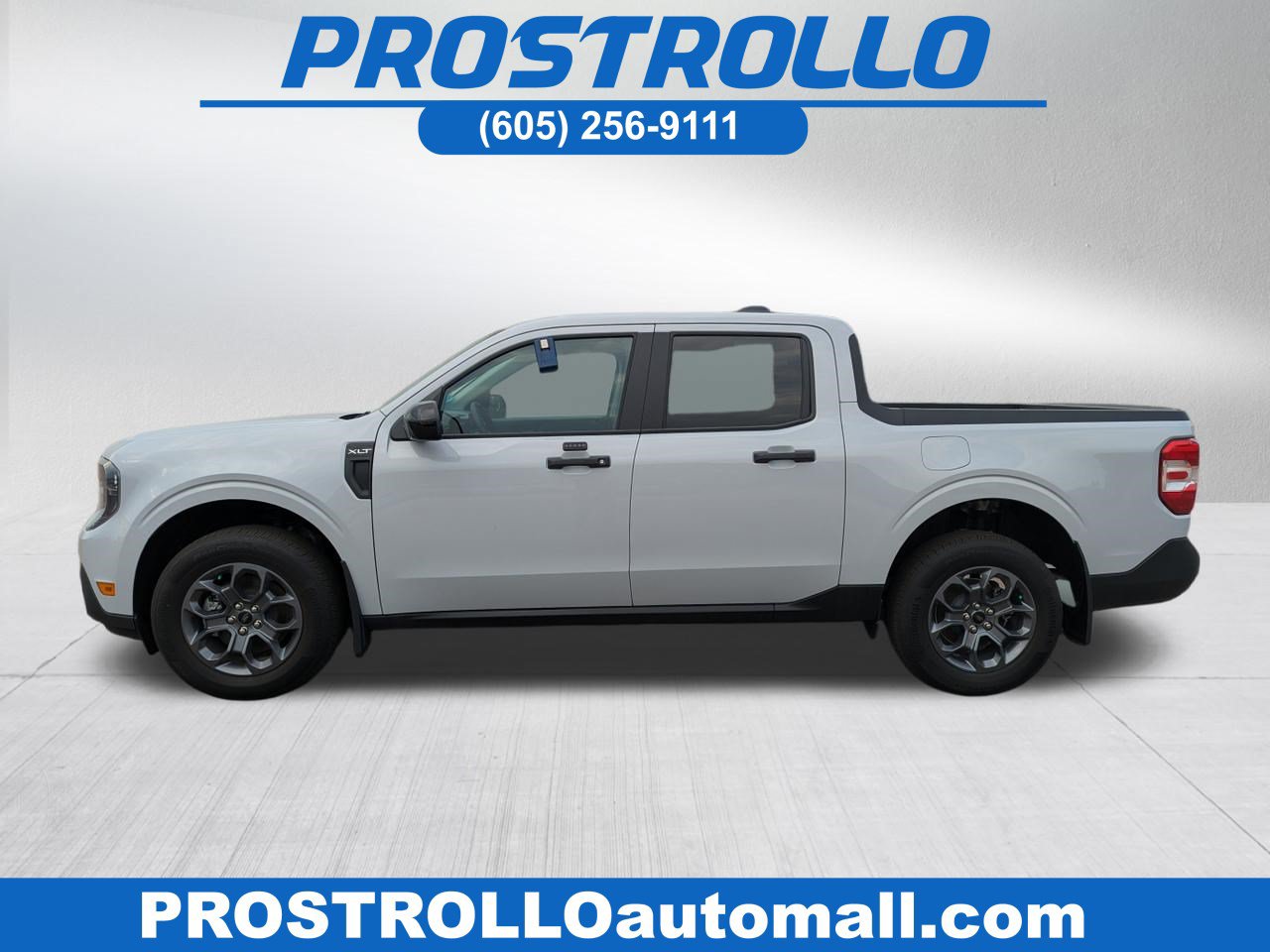 New 2025 Ford Maverick XLT w/ XLT Luxury Package