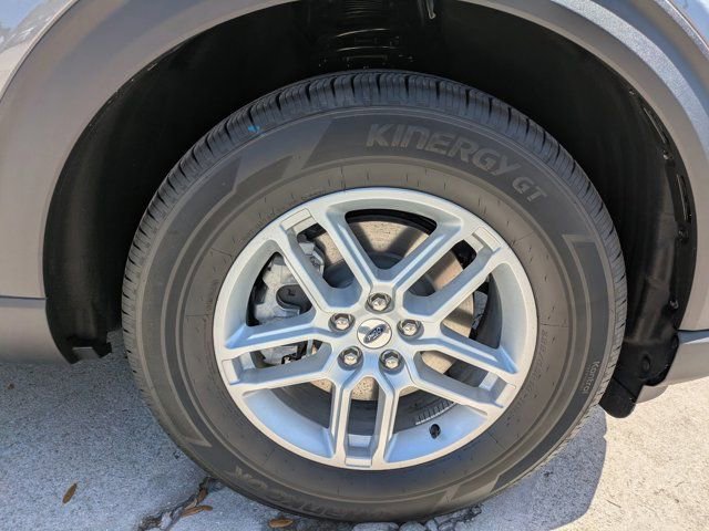 New 2026 Ford Explorer Active w/ Active Comfort Package RWD image 10