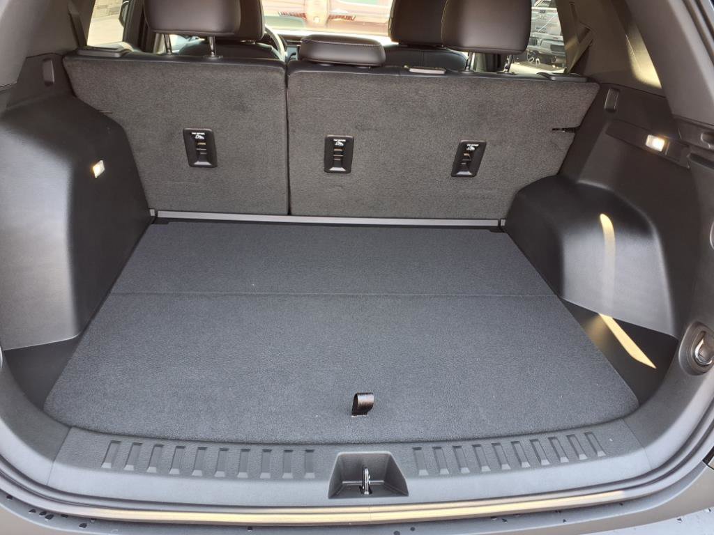 New 2026 GMC Terrain Elevation w/ Elevation Premium Package image 17