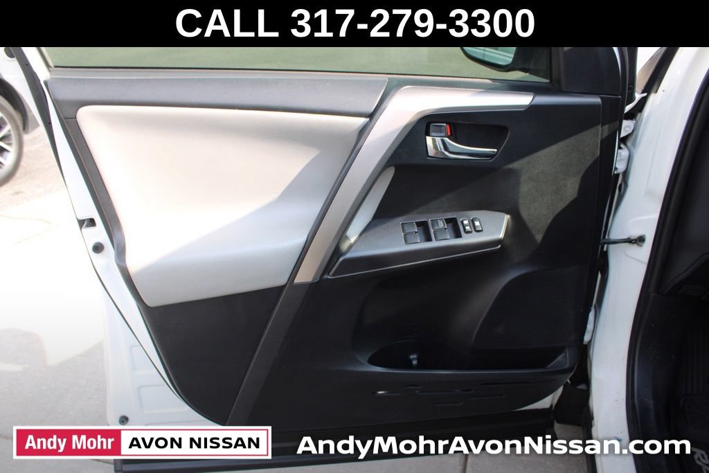Used 2018 Toyota RAV4 XLE w/ Plus Extra Value Package AWD/4WD image 19